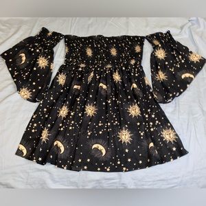 Romwe Sun and moon off shoulder dress